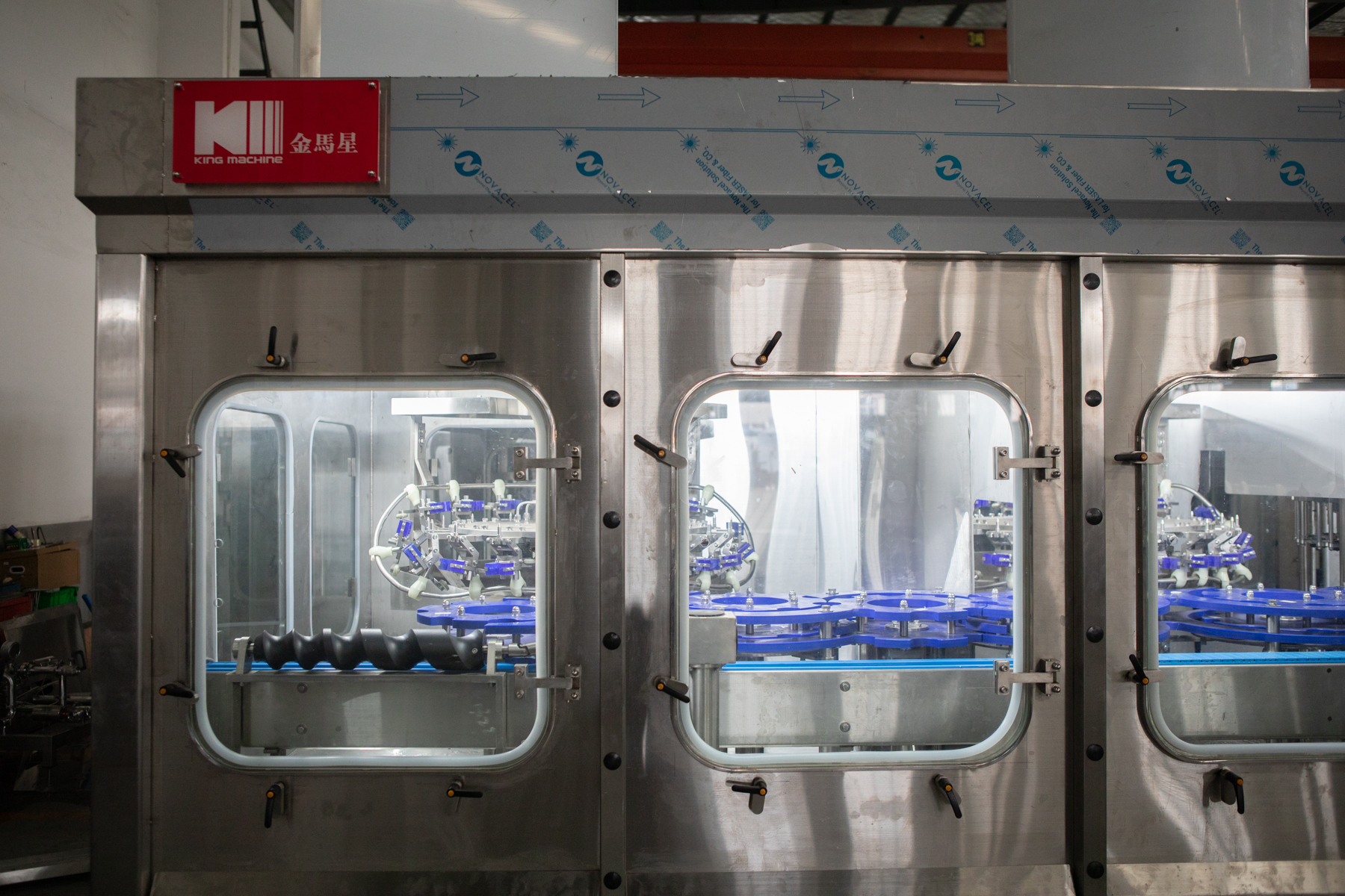 آلات التعبئة المعقمة