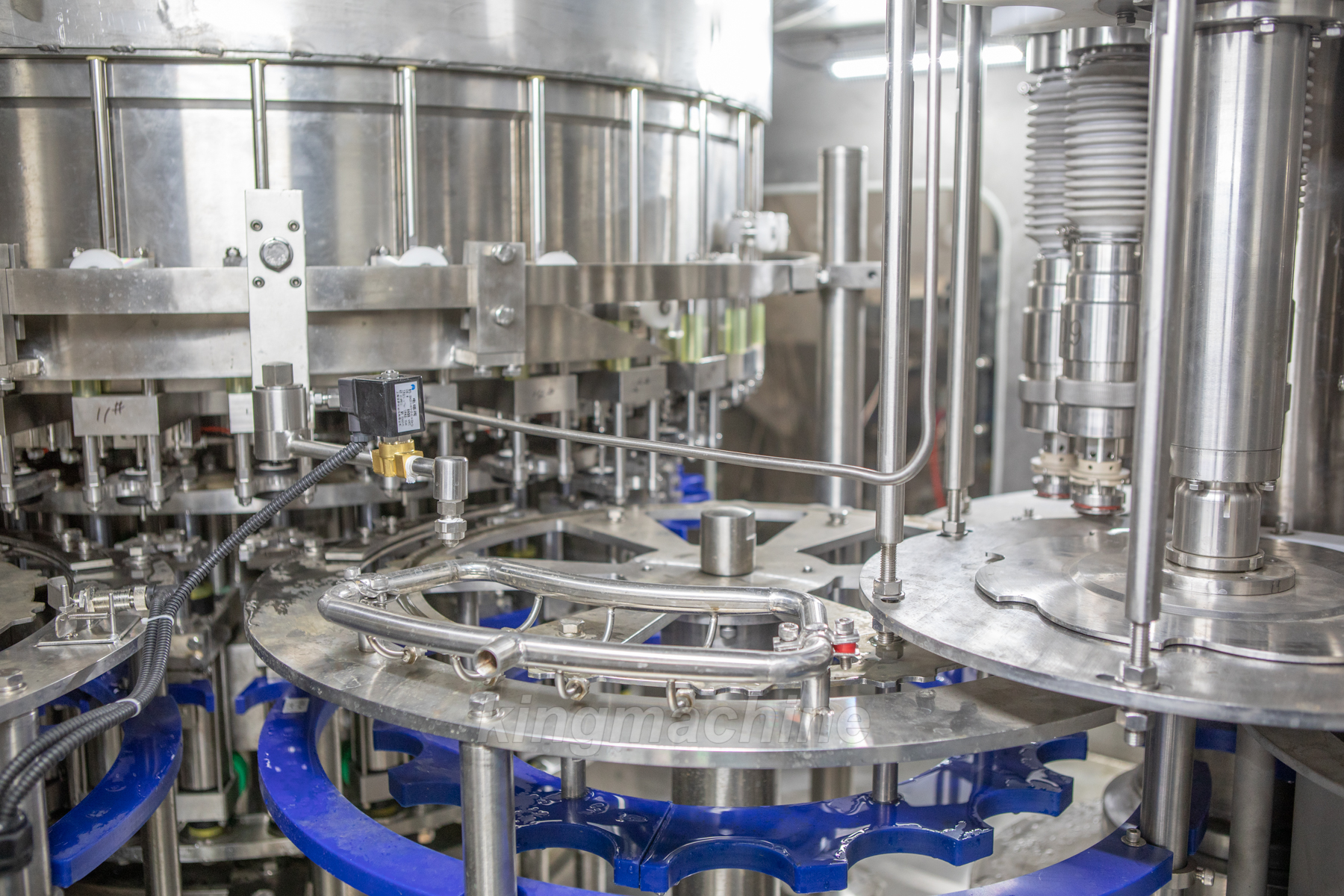 آلات التعبئة المعقمة